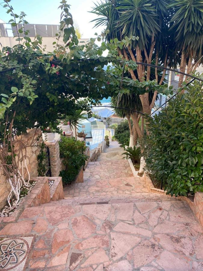 Apartamente Berti'S Garden Sarande Exterior photo